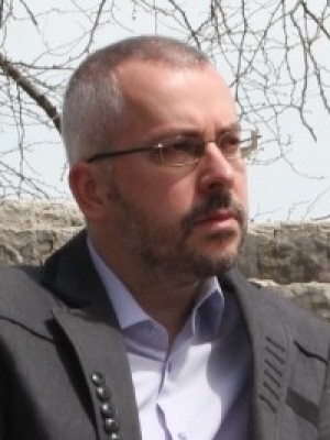 dr Aleksandar Perunović